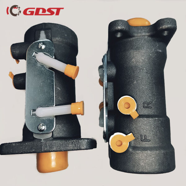 GDST Hot sell brake master cylinder for ISUZU OEM 8-97224-371-0 8-97224-372-0