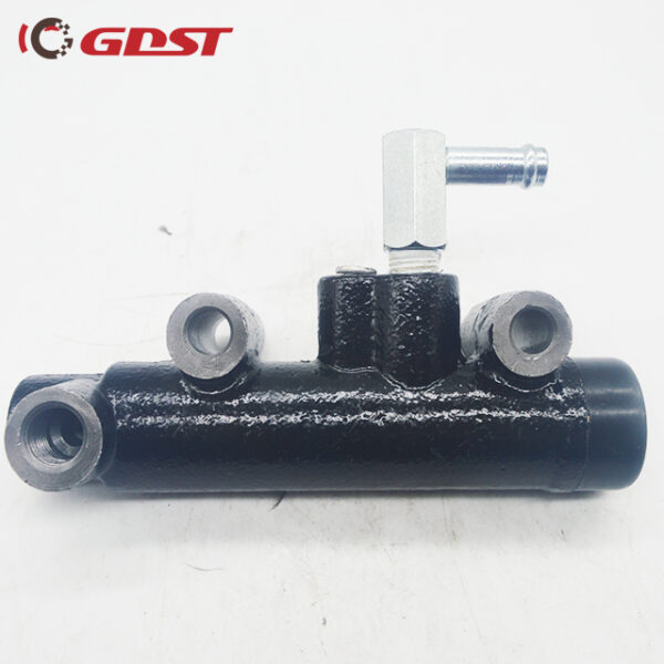 GDST Auto Spare Parts clutch Master Cylinder for ISUZU 1-47500-206-1