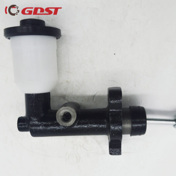 GDST Good Quality Clutch Master Cylinder For Toyota Land Cruiser 31410-60050