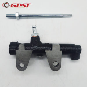 GDST auto parts clutch system clutch master cylinder for NISSAN truck OEM 46801-00Z00