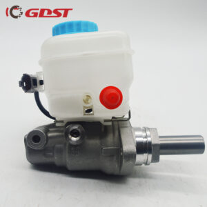 GDST Japan Car Parts Auto Spare Parts Brake Master Cylinder For Toyota HIACE 4720726020 47207-26020