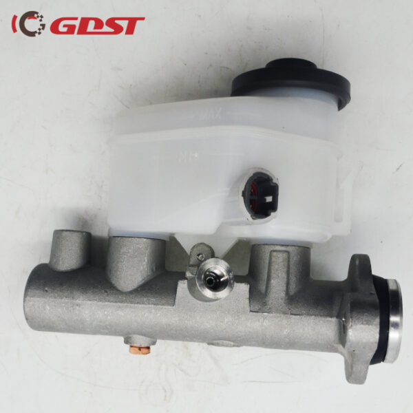 GDST Factory Selling Brake Pump Brake Master Cylinder for Japanese Car KT-5111A